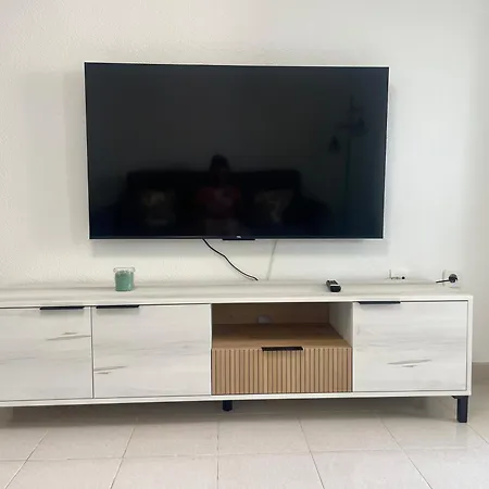Confortable In Paraiso Building, Apartment